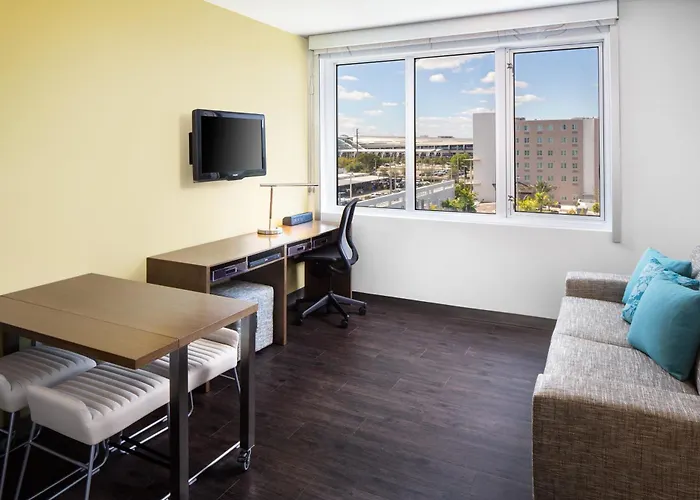 Element By Marriott Miami International Airport