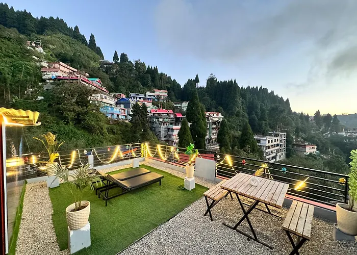 Darjeeling Hillside Inn