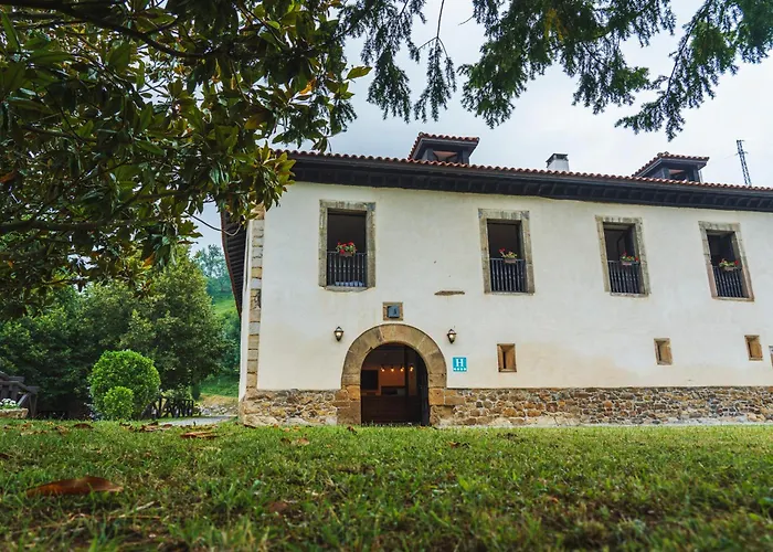 Hotel Palacio de Arriba