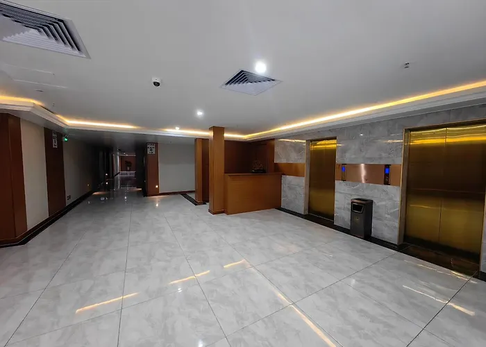 Royal International Hotel & Mall