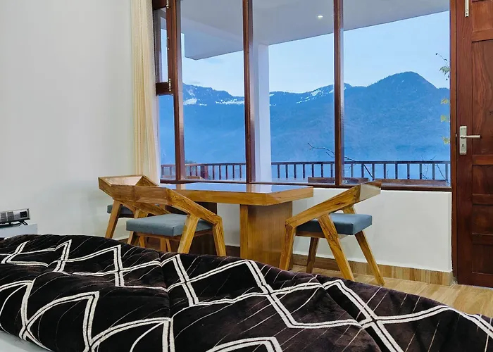 Hasuli Hotel Saari Village , Chopta Valley
