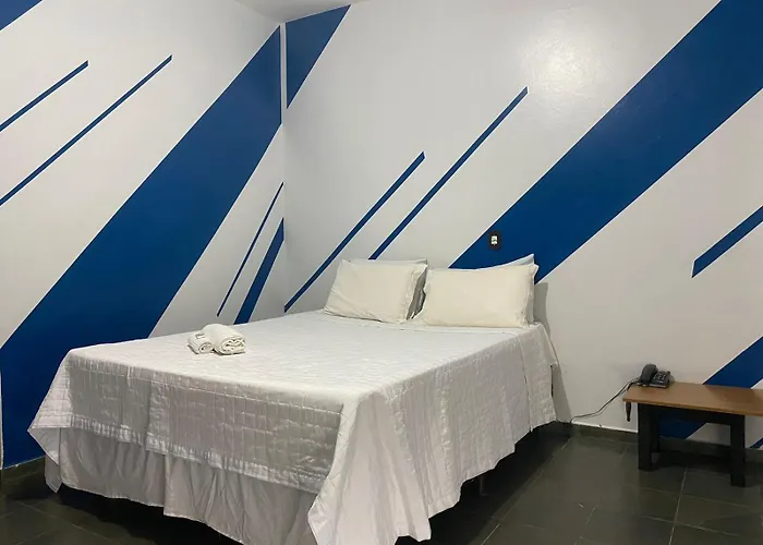 Hotel Avenida Plaza