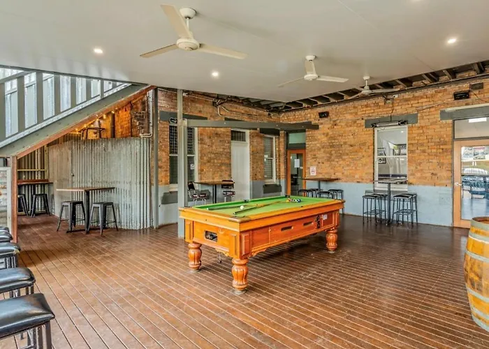 Kellys Top Pub