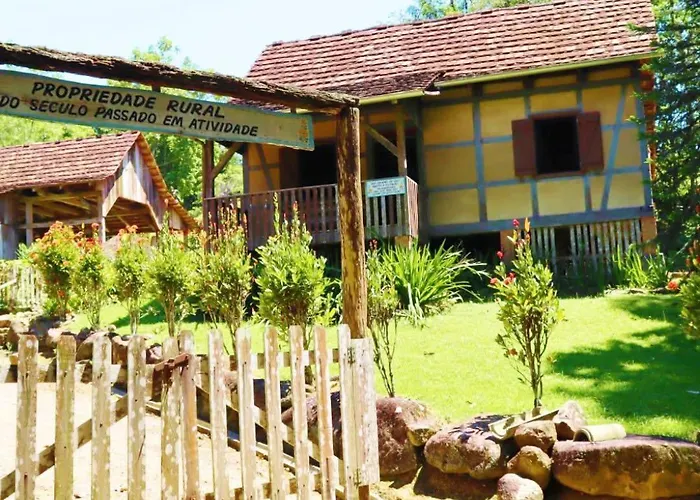 Paraíso Enxaimel Mundo Antigo