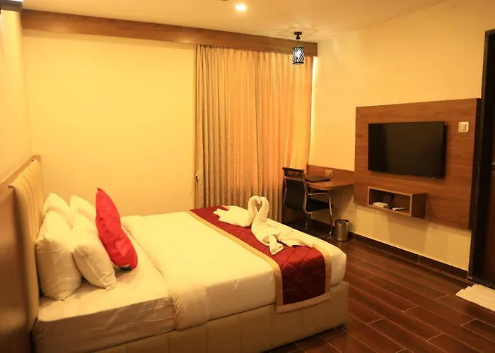 Hotel Anand Grand
