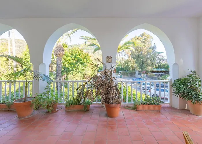 Hurricane Beach Hotel