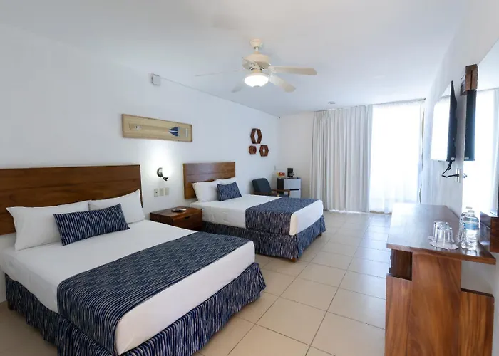 Costa Alegre Hotel & Suites