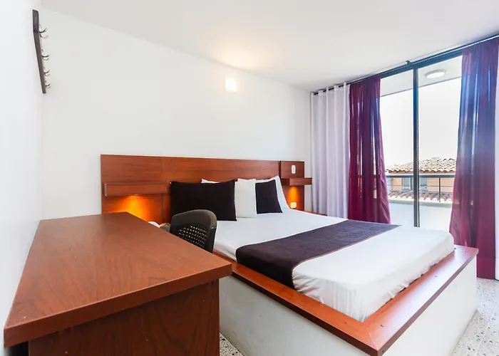 Hotel Bicentenario Rionegro