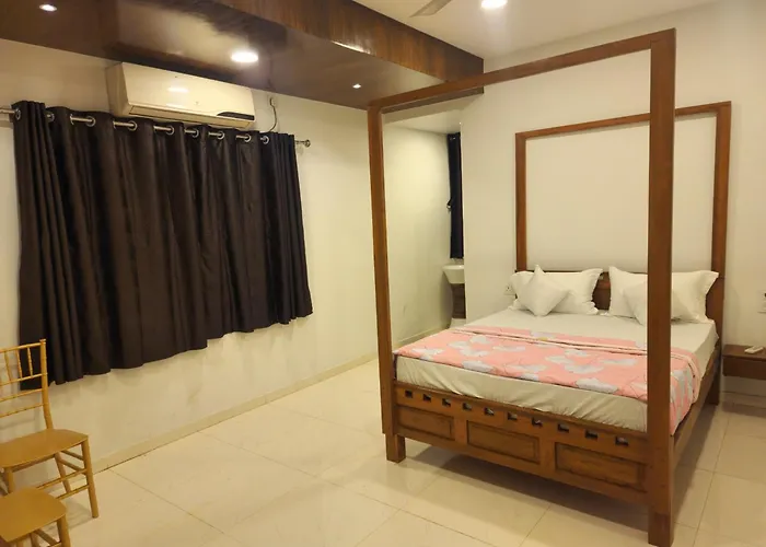 Kuber Hotel