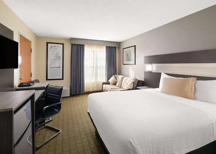 Travelodge By Wyndham Perry National Fairgrounds Area I-75