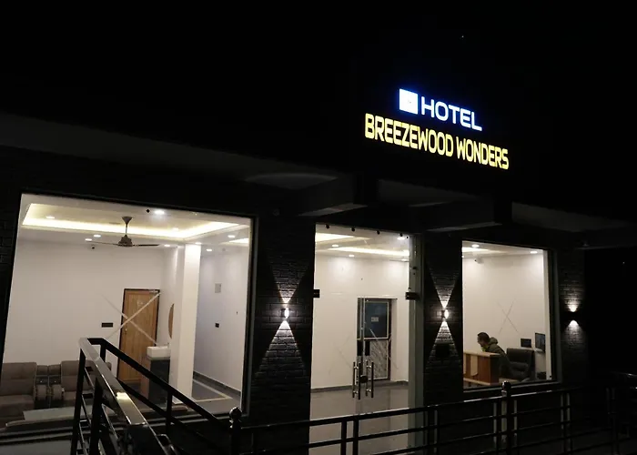 Hotel Breezewood Wonders