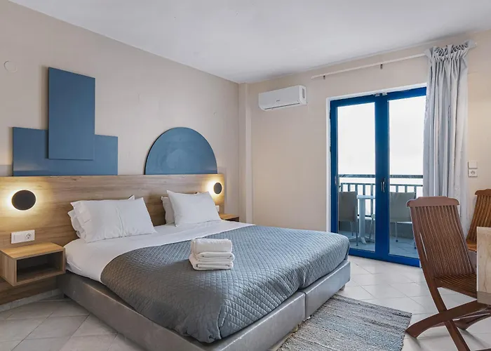 Yria Beach Hotel