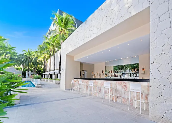 Oh! Cancun - The Urban Oasis & Beach Club (Adults Only)