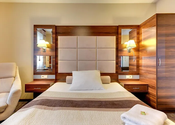 Amber Hotel
