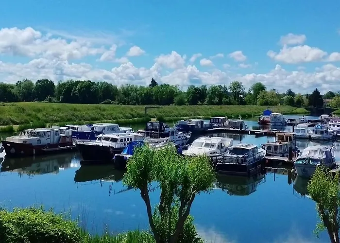 Le Port De Decize