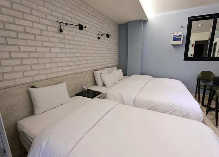 Hotel Kkuljam Stay