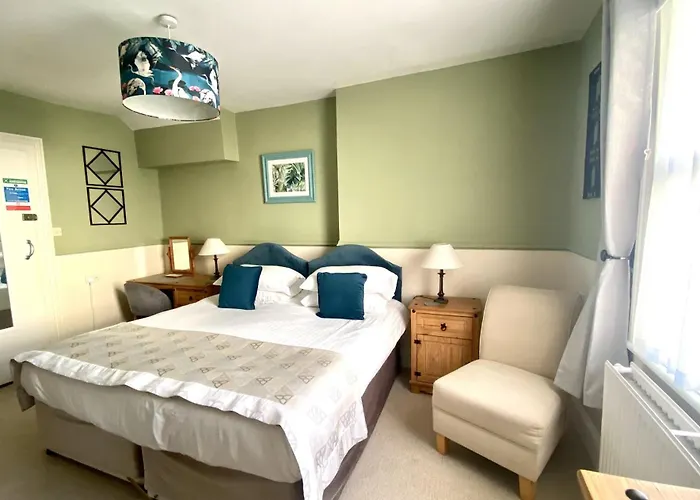 Buckingham Lodge Guest House