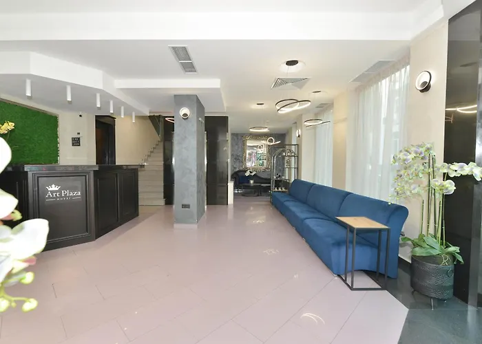 Art Plaza Hotel