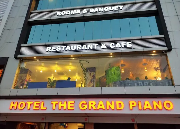 Hotel The Grand Piano - Best Business Hotel In Patan