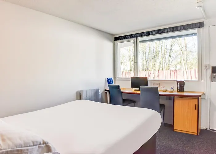 The Hotel Rafiya, Redditch