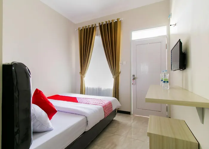 Hotel O Fakhira Residence