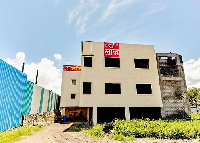 Hotel O Sainidhi