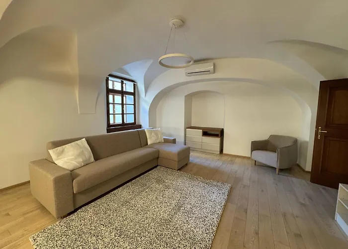 Hotel U 3 Pstrosu