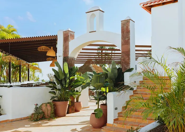 Hotel Jardín Tecina