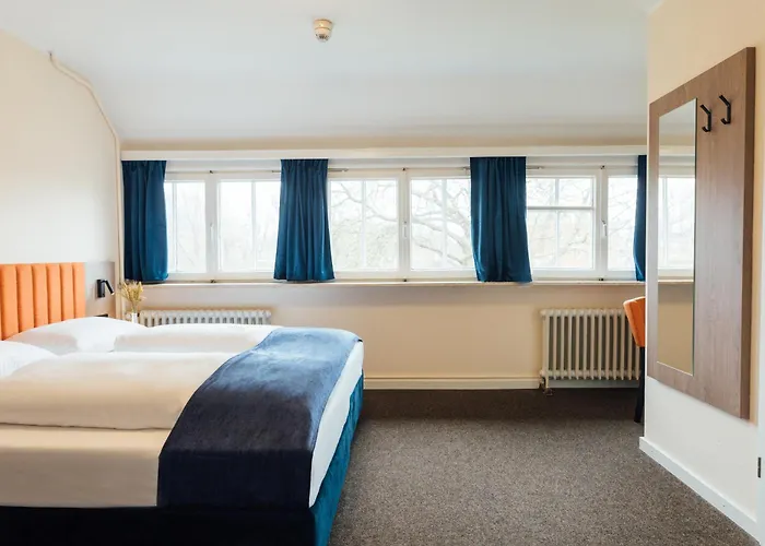 Myky Hotel Pinneberg - Free Parking