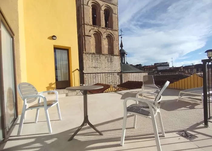 Hotel Ele Acueducto