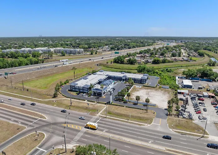 Baymont By Wyndham Orlando East
