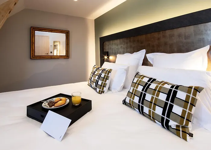 Logis Hôtel Jeanne&Jules Hôtel Spa et Restaurant