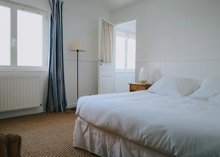 Rivage, Chambres et Table