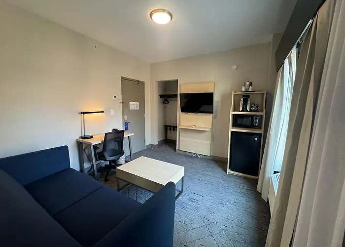Holiday Inn Express & Suites - Atlanta Downtown By Ihg