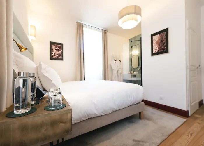 Villa Lorenzo Chambres & Restaurant Barcelonnette Hotel
