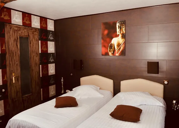 Hotel Restaurant Les Pins logis