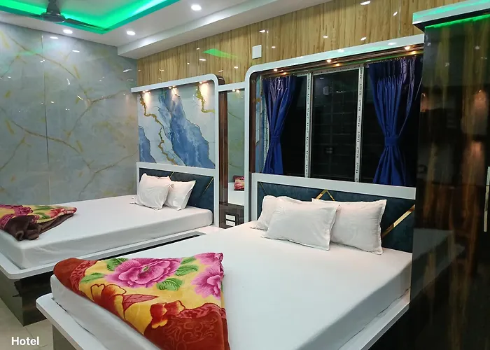 Hotel Dwarkadhish Tarapith
