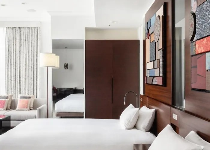 Hotel Atlantiis Suites Near Igi Airport