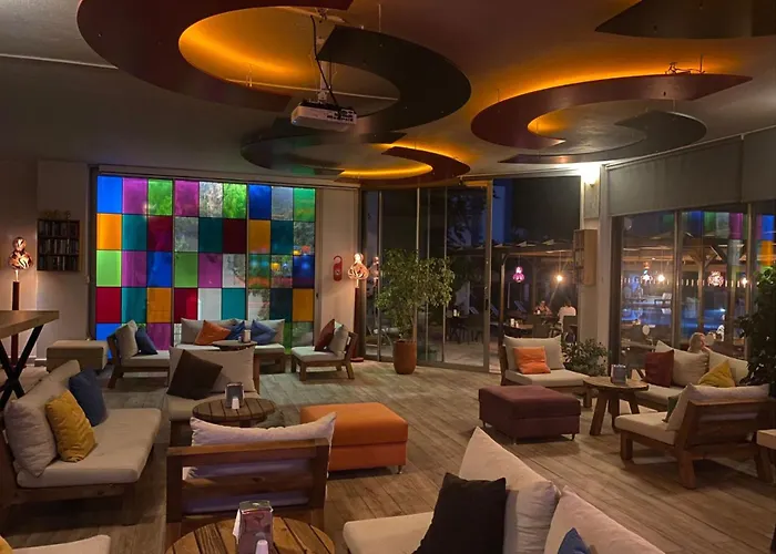Serpina Hotel (Adults Only)