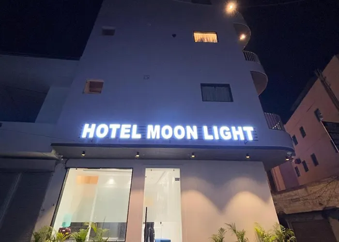 Hotel Moon Light