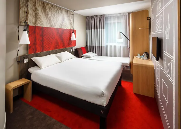Ibis Manchester Centre 96 Portland Street