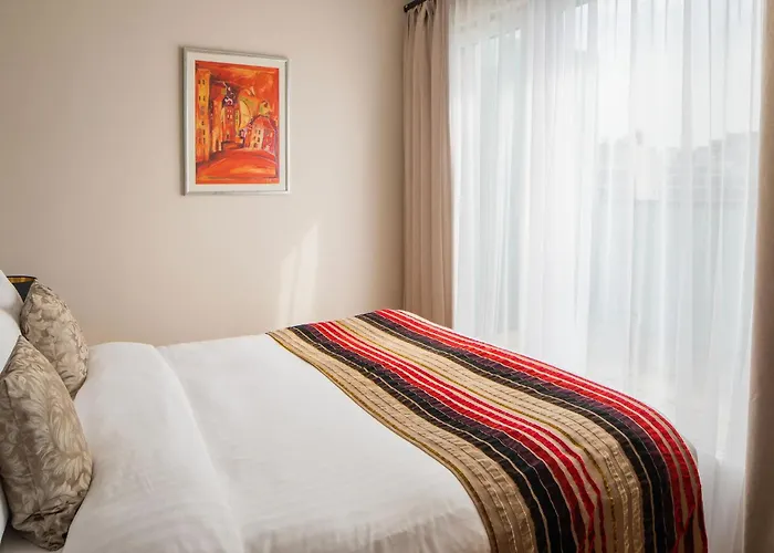 Escala Hotel&Suites