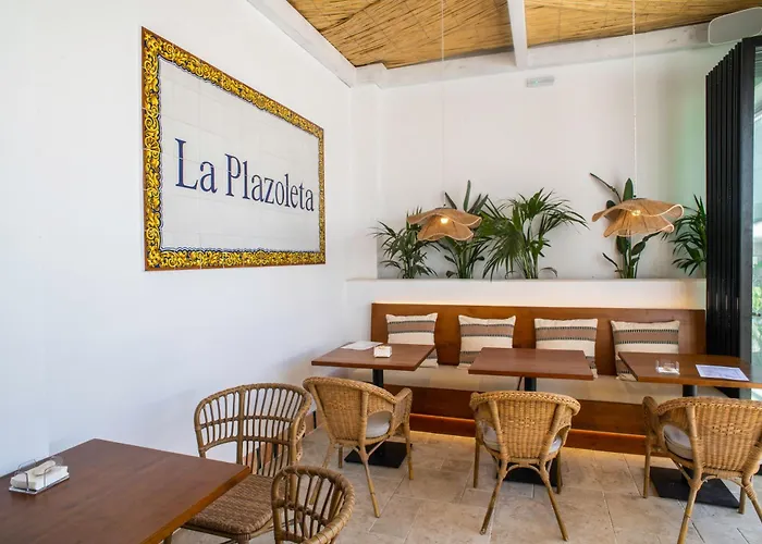 Hotel Doña Lola Zahara