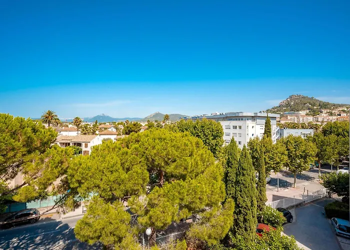 B&B Hotel Hyeres