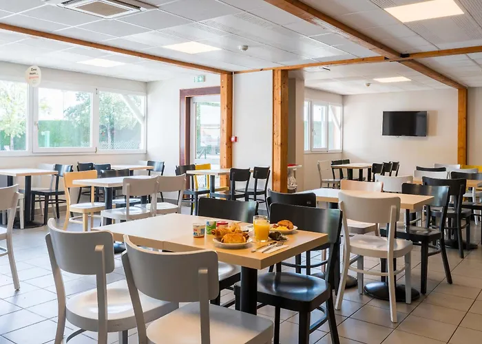 B&B HOTEL Orleans Saint-Jean de Braye