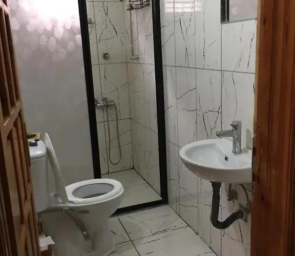 Çilek Otel