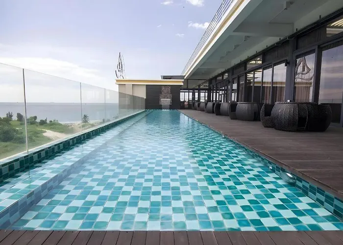 Goldenbay Hotel
