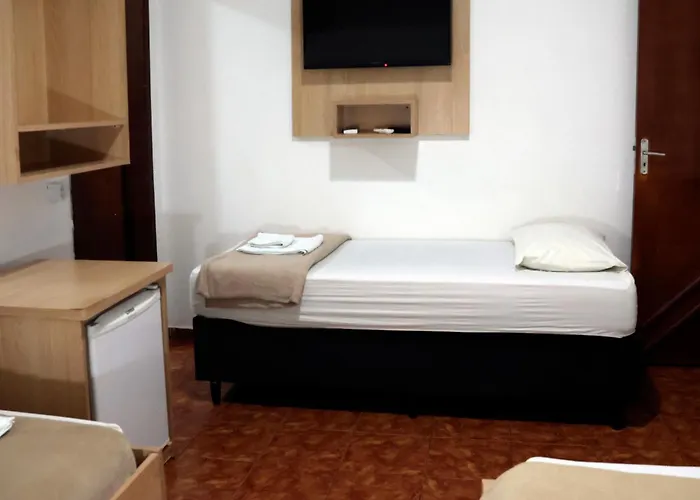 FlyWorld Hotel e Agencia de Viagens