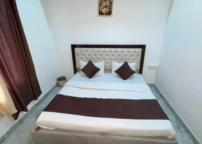 Jannat Hotel & Restaurant