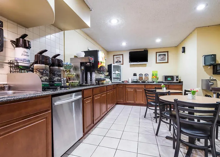 Quality Inn & Suites Lacey Olympia